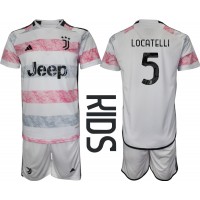 Camisa de Futebol Juventus Manuel Locatelli #5 Equipamento Secundário Infantil 2023-24 Manga Curta (+ Calças curtas)